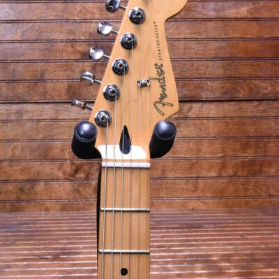 Fender Player II Stratocaster , Maple Fingerboard, Transparent... Fender Player II Stratocaster , Maple Fingerboard, Transparent...