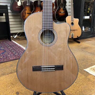 Fender CN-140SCE Fender CN-140SCE