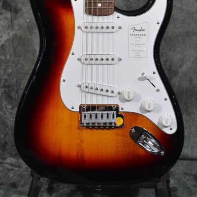 Fender Standard Series Stratocaster Fender Standard Series Stratocaster