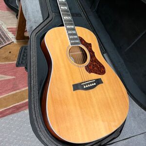 2019 Godin Metropolis LTD Natural HG EQ SF