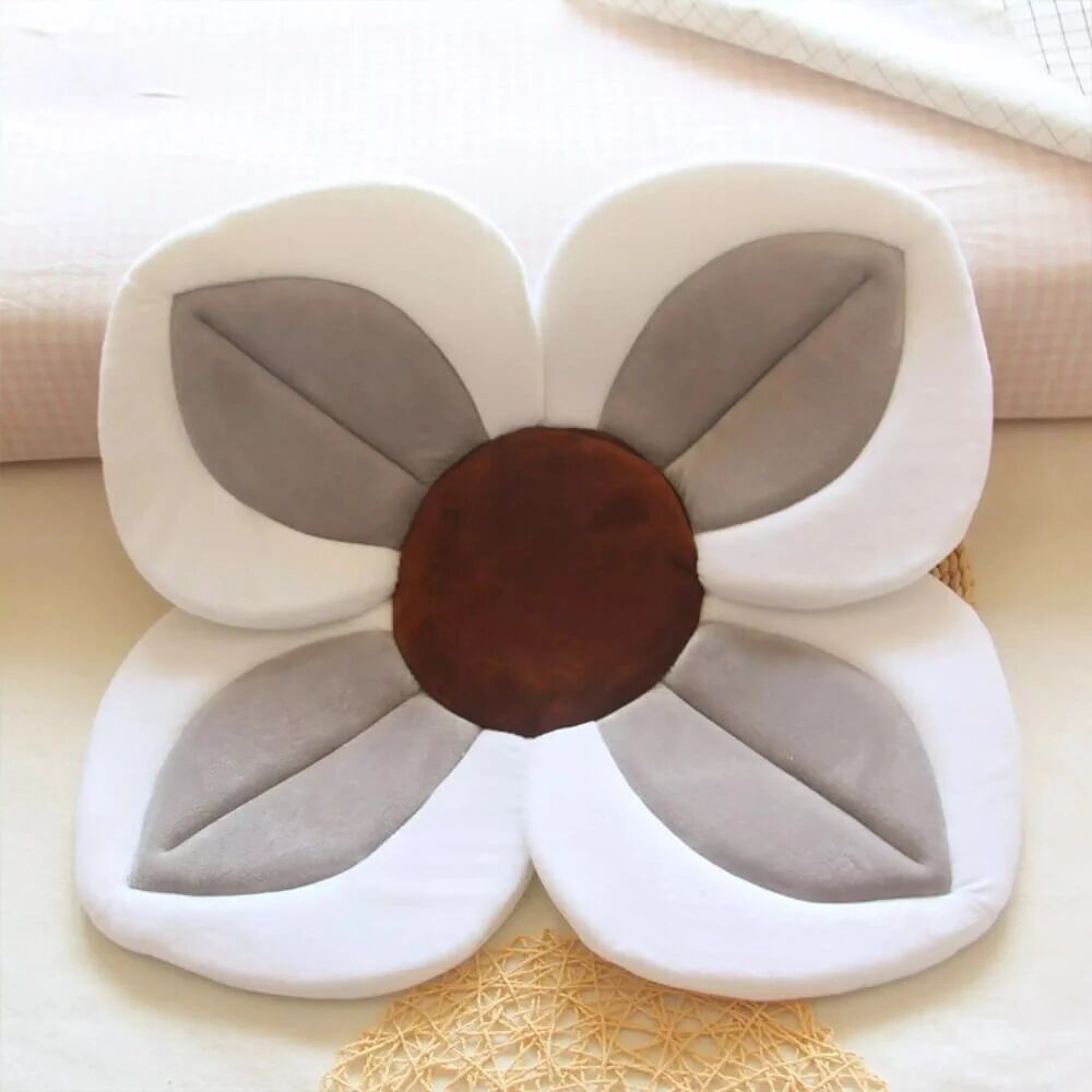 Mounteen Lotus Flower Baby Bath Mat