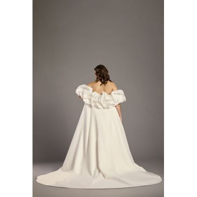 DB Studio Dramatic Satin Bridal Cape in Soft White Size: OS David's Bridal DB Studio Dramatic Satin Bridal Cape in Soft White Size: OS David's Bridal