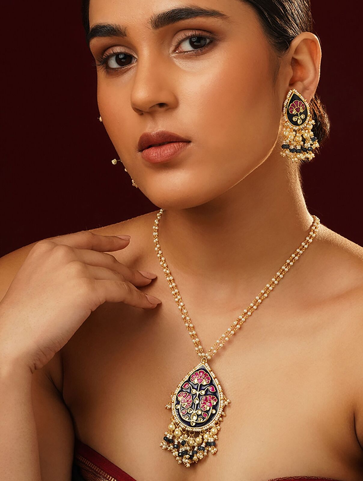 Jaypore Women Gold Necklace