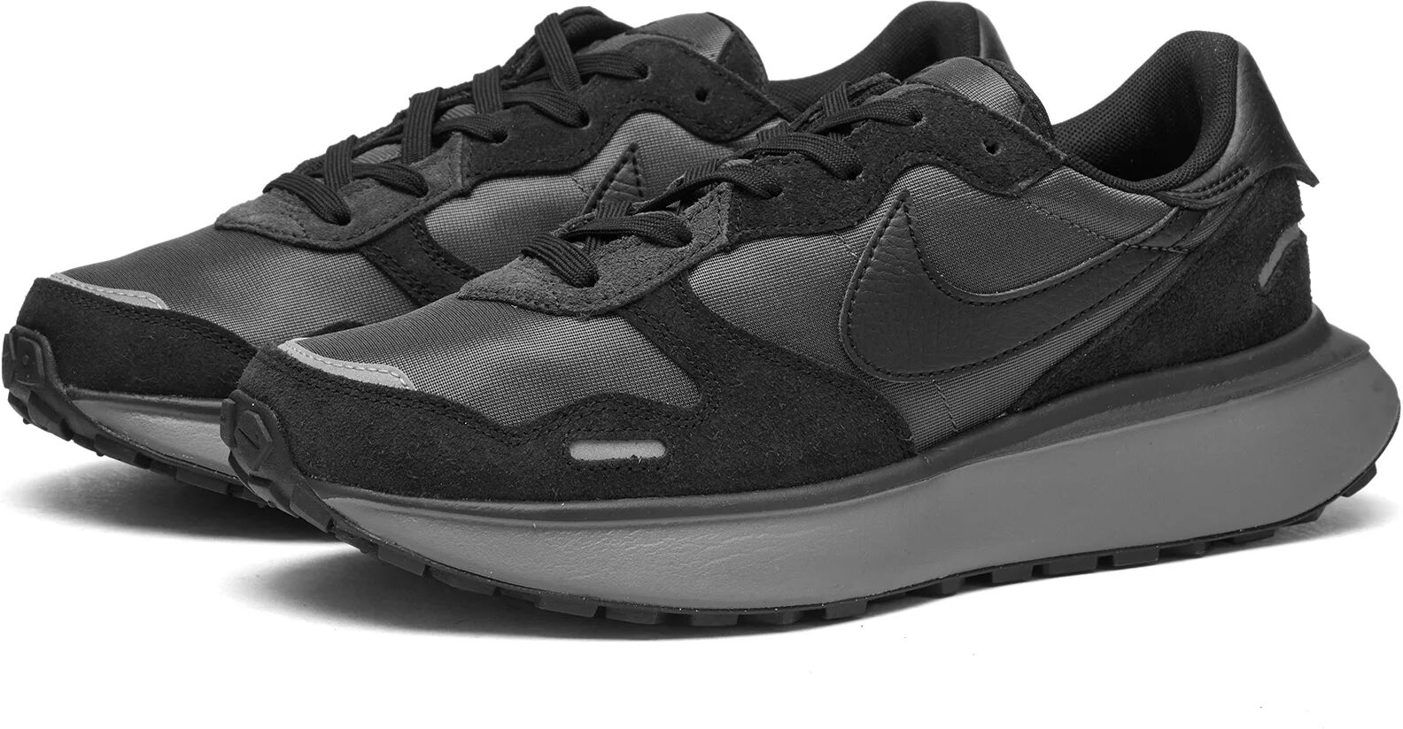 Nike Women's W Phoenix Waffle Sneakers in Anthracite/Black Off Noir, Size UK 7.5