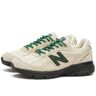 New Balance U990GB4 - Made in USA Sneakers in Beige, Size UK 7.5