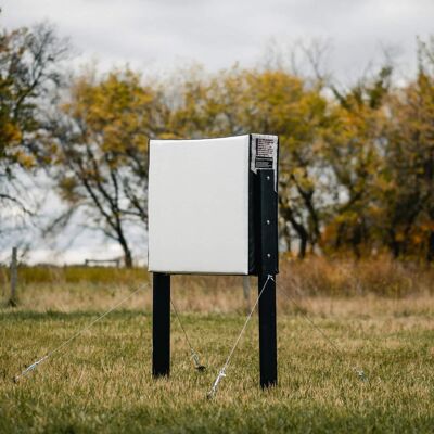 Bulldog Targets - Rangedog Archery Target With Outdoor Stand PLUS - Multicolor Bulldog Targets - Rangedog Archery Target With Outdoor Stand PLUS - Multicolor