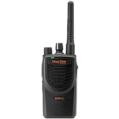 Motorola - Mag One BPR40 4 Watt UHF Two Way Radio (450-470 MHz) AAH84RCS8AA1AN Bundle - Black Motorola - Mag One BPR40 4 Watt UHF Two Way Radio (450-470 MHz) AAH84RCS8AA1AN Bundle - Black