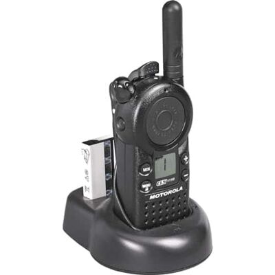 Solutions - Motorola Business CLS1110 5-Mile 1-Channel UHF Two-Way Radio - Black Solutions - Motorola Business CLS1110 5-Mile 1-Channel UHF Two-Way Radio - Black