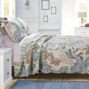 Barefoot Bungalow - Atlantis Seashells 2-Piece Quilt & Pillow Sham Set - Jade Barefoot Bungalow - Atlantis Seashells 2-Piece Quilt & Pillow Sham Set - Jade
