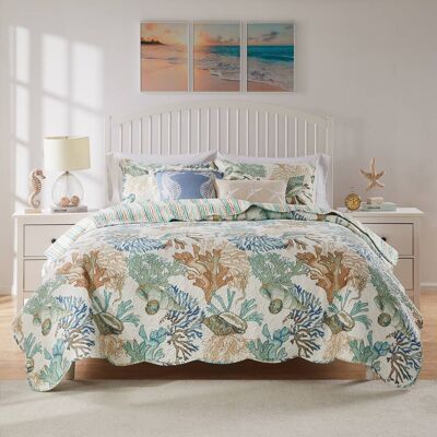 Barefoot Bungalow - Atlantis Quilt and Pillow Sham Set - 4-Piece - Twin/XL 68x88" - Jade Barefoot Bungalow - Atlantis Quilt and Pillow Sham Set - 4-Piece - Twin/XL 68x88" - Jade