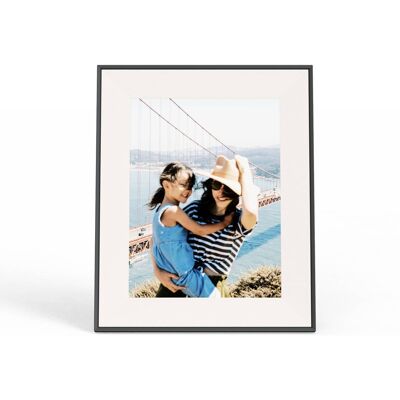 Aura Home - Aura Aspen 12" Digital Wifi Photo Frame- Carbon with Paper Mat - Carbon (Dark) Aura Home - Aura Aspen 12" Digital Wifi Photo Frame- Carbon with Paper Mat - Carbon (Dark)