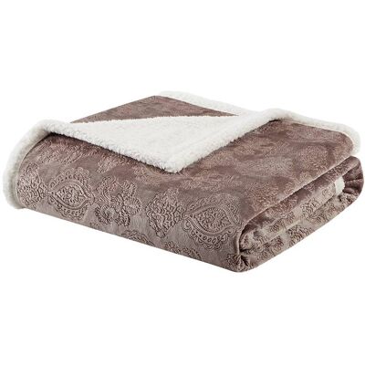 Gracie Mills - Villarreal Oversized Plush Throw Blanket - Tan Gracie Mills - Villarreal Oversized Plush Throw Blanket - Tan