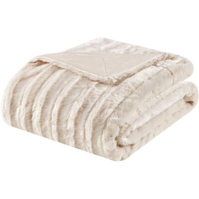Gracie Mills - Wilfred Long Faux Fur Throw Blanket - Ivory Gracie Mills - Wilfred Long Faux Fur Throw Blanket - Ivory