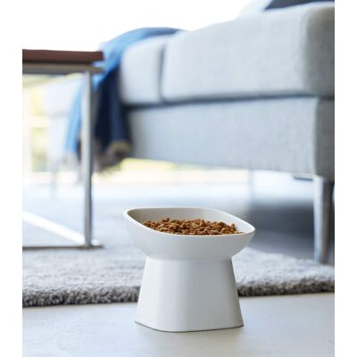 Yamazaki Home - Tilted Pet Food Bowl - Black Yamazaki Home - Tilted Pet Food Bowl - Black