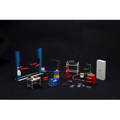 Garage Kit Set (Version 2) for 1/18 scale models by Autoart Garage Kit Set (Version 2) for 1/18 scale models by Autoart