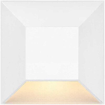 Hinkley Nuvi Outdoor Path Light in Matte White Hinkley Nuvi Outdoor Path Light in Matte White