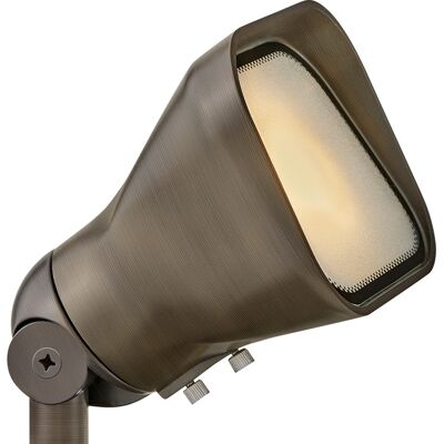 Hinkley Accent Flood 2700K Outdoor Spot Light in Matte Bronze Hinkley Accent Flood 2700K Outdoor Spot Light in Matte Bronze