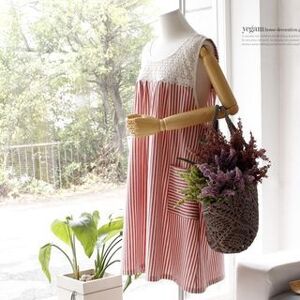 1097096217 Crochet-Yoke Checked / Striped Apron