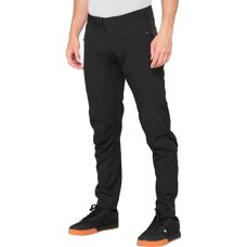 Pantalons Noirs Airmatic - Vêtements de Sport - Publicité