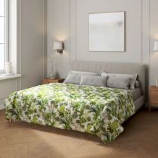 Dekoria - gestepptes Plaid in Streifen - grün - Bed throw