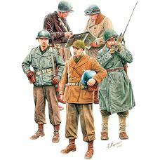 Mini Art US Officers Model - 1/35 Scale Historical Figurine