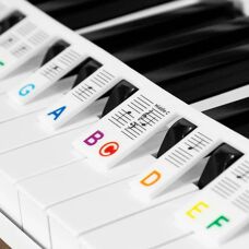INF Merkki INF Irrotettavat piano- ja näppäimistöetiketit - 61 koskettimelle monivärinen
