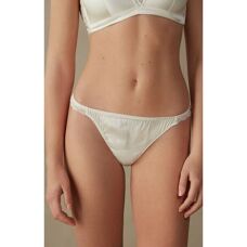 String en soie et dentelle Intimissimi - G-String - Publicité