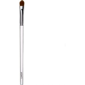 Clinique Concealer Brush - Slim, Precise, Anti-microbial Clinique Concealer Brush - Slim, Precise, Anti-microbial