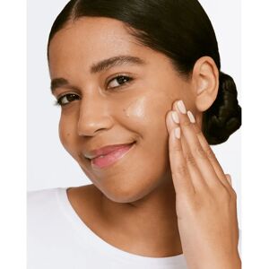 Clinique Moisture Surge Sheertint Hydrator - Universal Medium Deep Clinique Moisture Surge Sheertint Hydrator - Universal Medium Deep