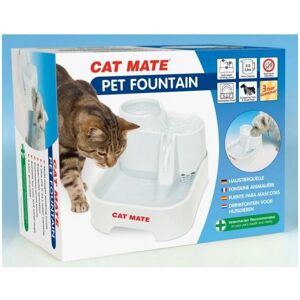 Fontaine à eau PetMate blanche 2L pour chats et petits chiens - Publicité Fontaine à eau PetMate blanche 2L pour chats et petits chiens - Publicité