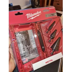 Set di 3 punte scalate Milwaukee - Resistente e Versatile Set di 3 punte scalate Milwaukee - Resistente e Versatile