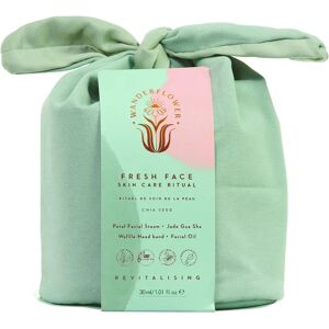 Wanderflower Brand Model - Facial Care Ritual - Skincare Set Wanderflower Brand Model - Facial Care Ritual - Skincare Set
