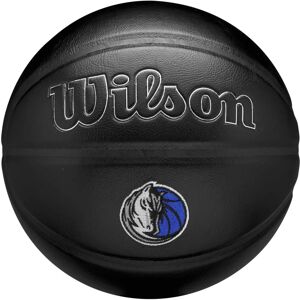 Wilson WZ4026407XB Basketball - Size 7 Wilson WZ4026407XB Basketball - Size 7