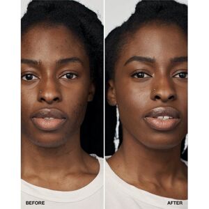 Clinique Sienna Serum Foundation SPF 20 - Fond de teint - Publicité Clinique Sienna Serum Foundation SPF 20 - Fond de teint - Publicité