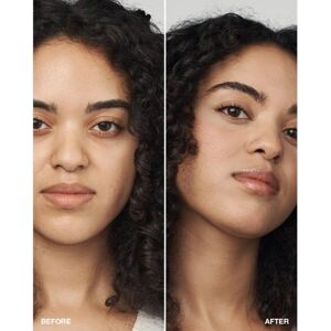 Clinique Fond de teint sérum avec SPF 20 - Peau grasse - Couvrance totale - Publicité Clinique Fond de teint sérum avec SPF 20 - Peau grasse - Couvrance totale - Publicité