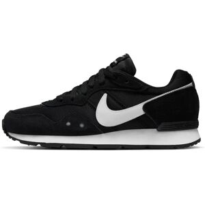 Nike Venture Runner Femmes - noir/blanc (CK2948-001) - Publicité Nike Venture Runner Femmes - noir/blanc (CK2948-001) - Publicité
