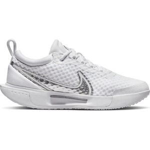 Nike NikeCourt Zoom Pro Chaussures de tennis pour femmes - Blanc/Argent métallisé - Publicité Nike NikeCourt Zoom Pro Chaussures de tennis pour femmes - Blanc/Argent métallisé - Publicité