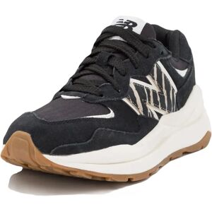 New Balance W5740 Baskets en Daim Noir - Baskets - Publicité New Balance W5740 Baskets en Daim Noir - Baskets - Publicité