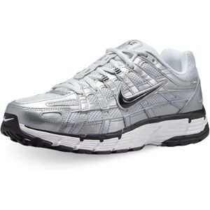 Nike P-6000 Blanc/Noir/Argent - Baskets - Style running rétro - Publicité Nike P-6000 Blanc/Noir/Argent - Baskets - Style running rétro - Publicité