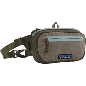 Patagonia Ultralight Black Hole Mini Hip Pack 1L - fyrnålegrøn Patagonia Ultralight Black Hole Mini Hip Pack 1L - fyrnålegrøn