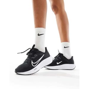 Nike Quest 6 Laufschuhe - Unterstützend, Leicht & Gepolstert Nike Quest 6 Laufschuhe - Unterstützend, Leicht & Gepolstert