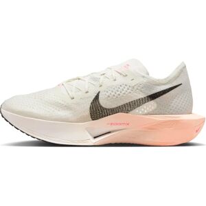 Chaussures de course Nike Zoomx Vaporfly Next% 3 - Performance Marathon - Publicité Chaussures de course Nike Zoomx Vaporfly Next% 3 - Performance Marathon - Publicité