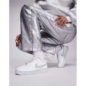 Nike Air Force Weiß - Turnschuhe Nike Air Force Weiß - Turnschuhe