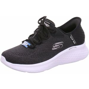 Chaussures Skechers Noires et Blanches - Sneakers - Publicité Chaussures Skechers Noires et Blanches - Sneakers - Publicité