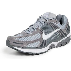 Nike Zoom Vomero 5 - Mesh Cuir - Gris - Sneakers - Publicité Nike Zoom Vomero 5 - Mesh Cuir - Gris - Sneakers - Publicité