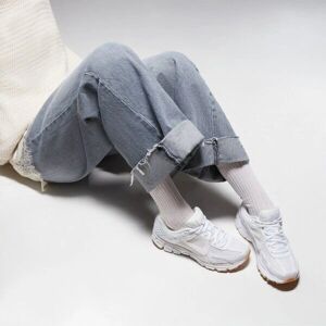 Nike Vomero 5 - Let, Støttende, Stilfuldt Sko Nike Vomero 5 - Let, Støttende, Stilfuldt Sko