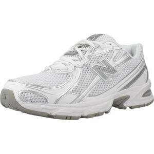 Baskets New Balance 740 Blanches - Chaussures de running - Publicité Baskets New Balance 740 Blanches - Chaussures de running - Publicité