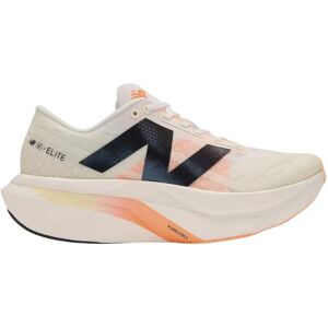 New Balance FuelCell SuperComp Elite v4 - Blanc Orange - Baskets - Publicité New Balance FuelCell SuperComp Elite v4 - Blanc Orange - Baskets - Publicité
