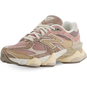 New Balance 9060 Lysebrun/ Pink/ Beige - Unisex sneakers New Balance 9060 Lysebrun/ Pink/ Beige - Unisex sneakers