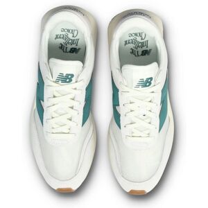 New Balance U370CC - Sea Salt & New Spruce - Trainer New Balance U370CC - Sea Salt & New Spruce - Trainer